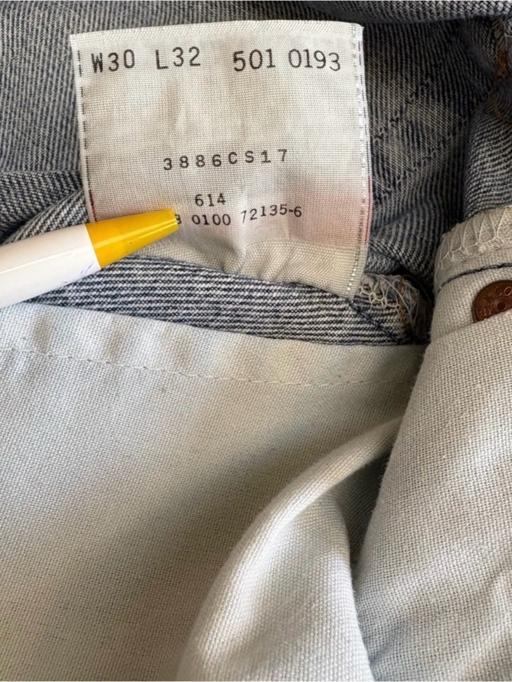 Vintage Levi’s 501 - Picture 5 of 12